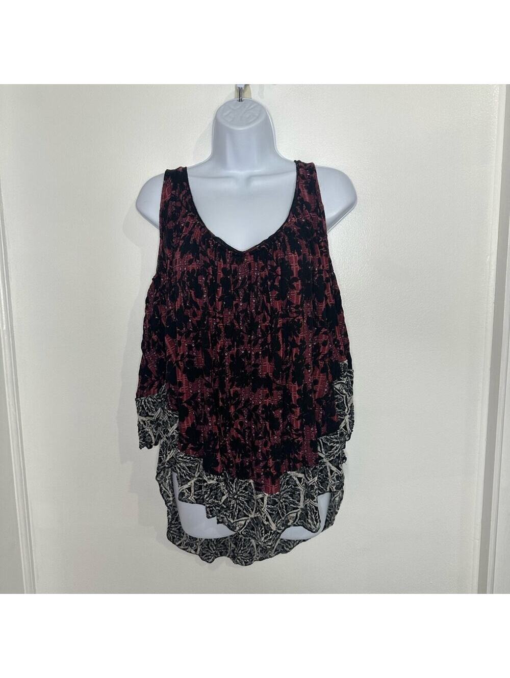 Free People Chloe Cold Shoulder Blouse in Cherry Combo - Boho Floral 3/4 Small - Picture 6 of 9